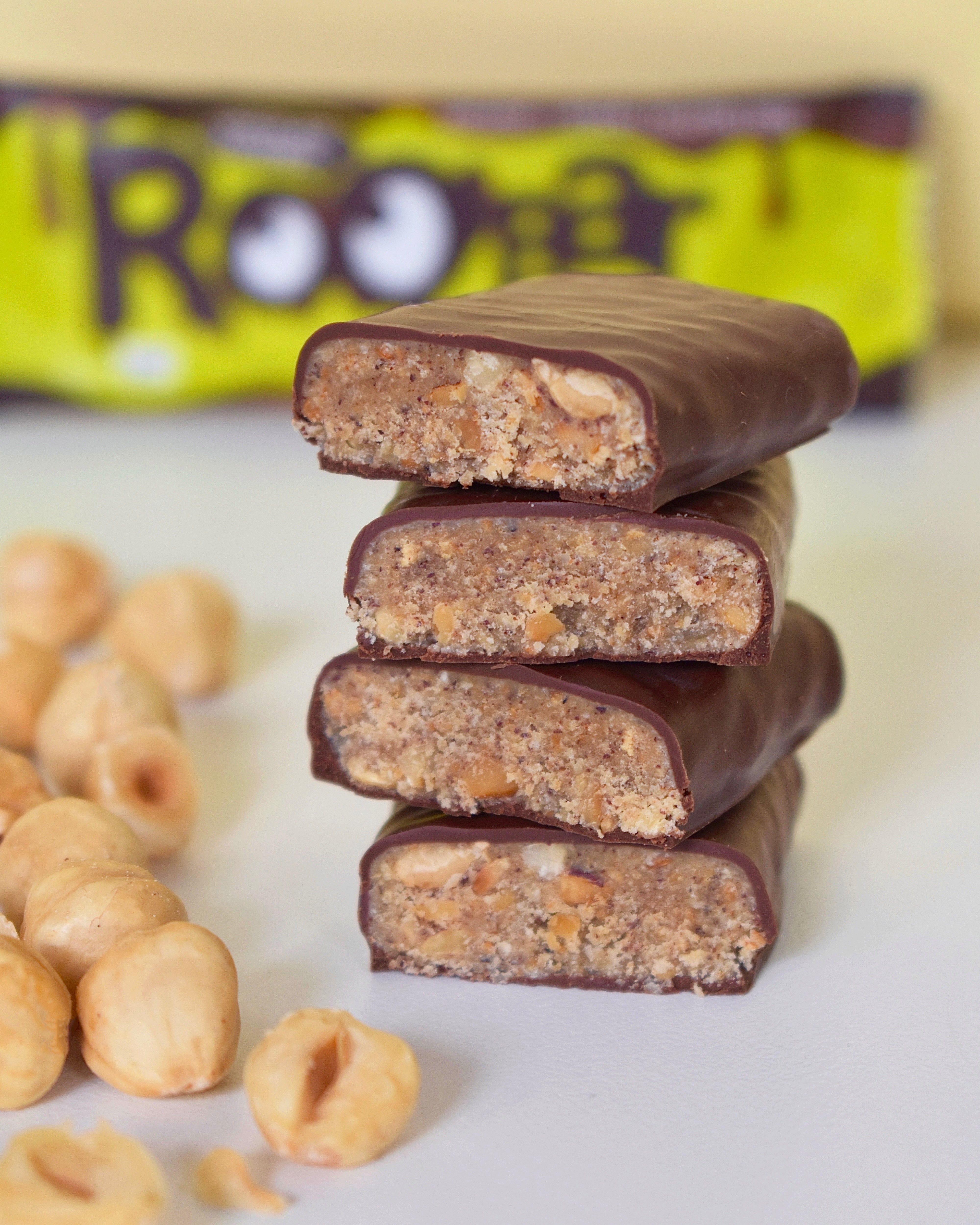 Bio Schokoriegel mit Haselnuss (16 Riegel)